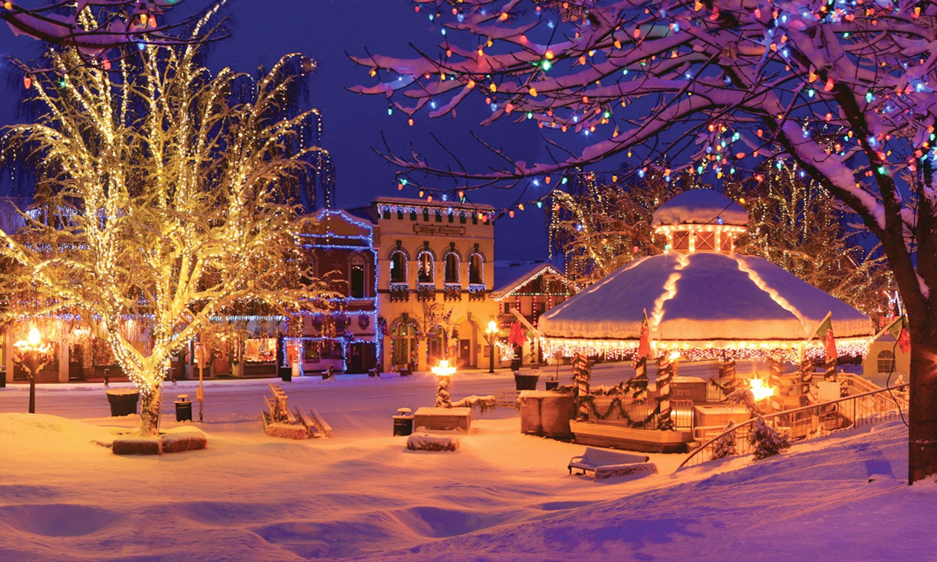 The Most Enchanting Christmas Dream Holiday Towns in America